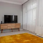 Central Two-Bedroom Apartment
