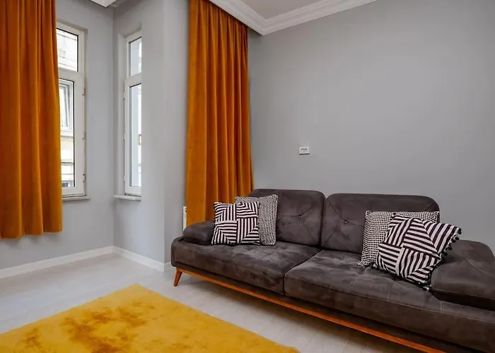 Central Two-Bedroom Apartment